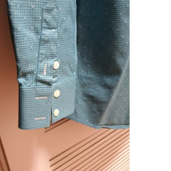 Preowned Circle of Gentlemen Button Down Dress Shirt - Size 16.5 / 42 Blue - Picture 14 of 16